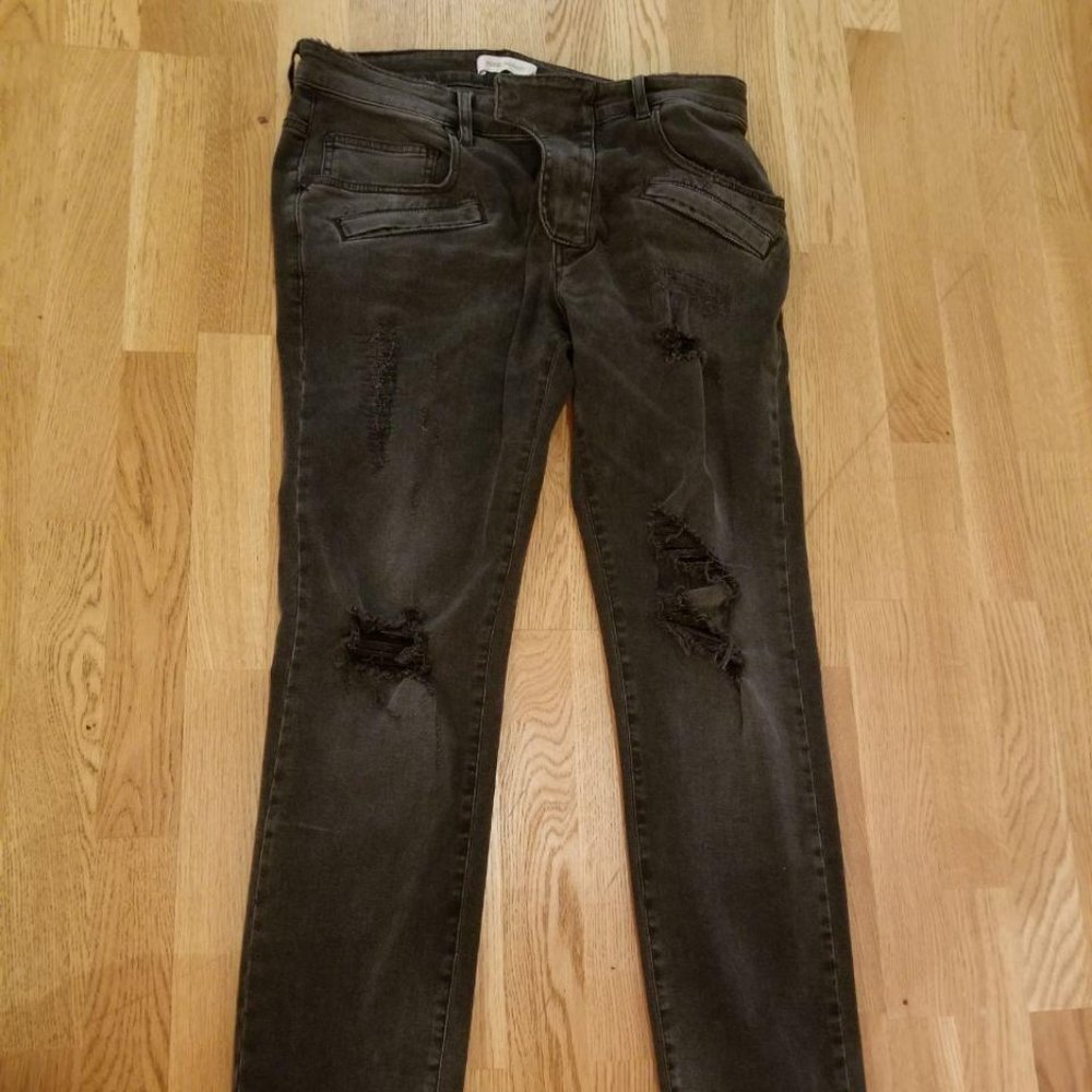 Pierre Balmain - Distressed Jeans